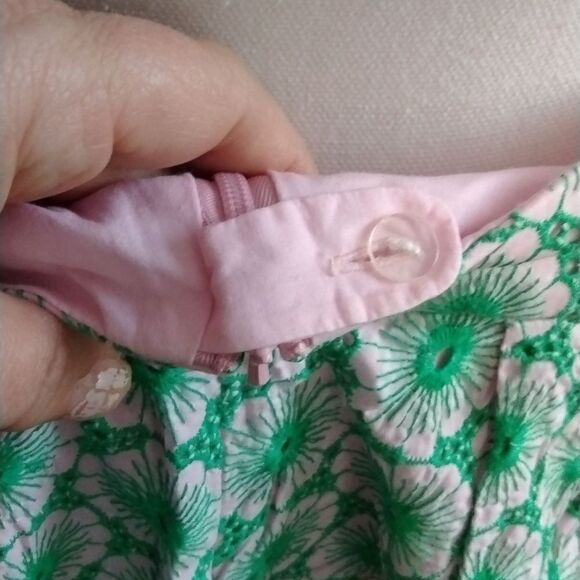 Lilly Pulitzer   - Picture 6 of 7